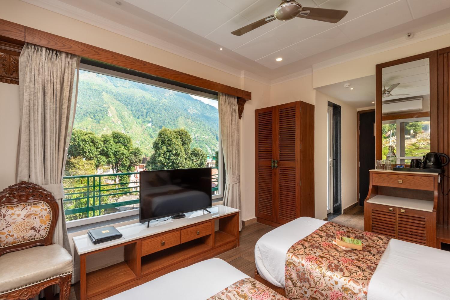 Quality Inn By Lawrence Hotels Dharamshala Extérieur photo