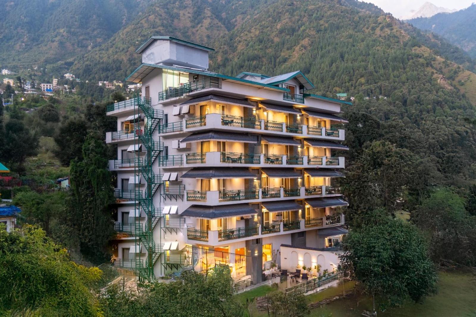 Quality Inn By Lawrence Hotels Dharamshala Extérieur photo