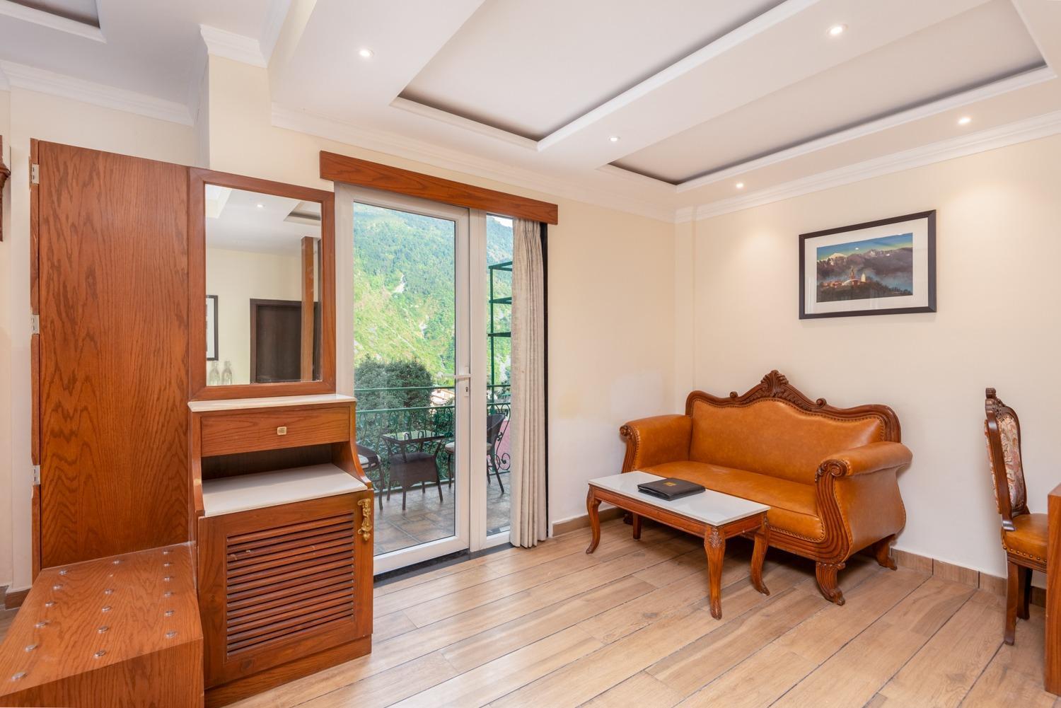 Quality Inn By Lawrence Hotels Dharamshala Extérieur photo